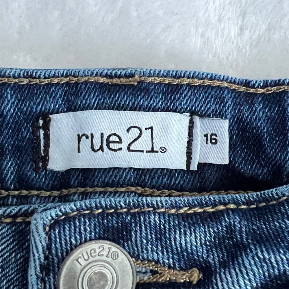 Rue21 Blue Distressed Jeans with Red and White Accents - Junior 16 - Picture 3 of 11